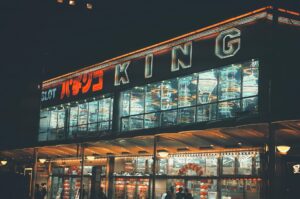 パチンコメーカー就職完全ガイド｜仕事内容や主要企業一覧を解説