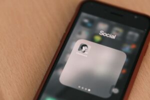 就活でSNSを効果的に活用する方法｜メリット・注意点・NG投稿まとめ