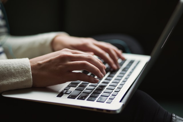 画像に alt 属性が指定されていません。ファイル名: kaitlyn-baker-vZJdYl5JVXY-unsplash-8.jpg